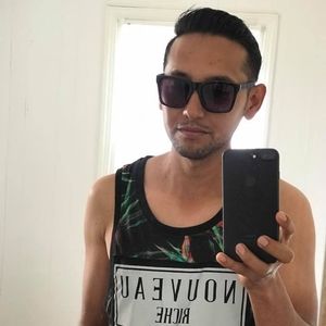 Meet your Posher, Javier